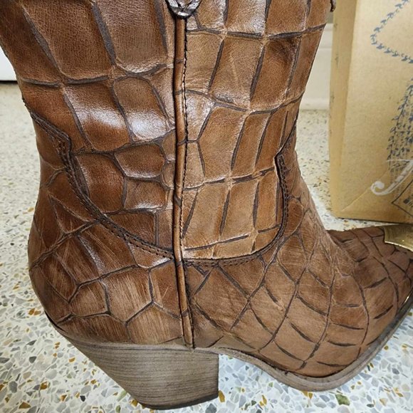 Brayden Western Boots ~ Free People - Picture 7 of 16